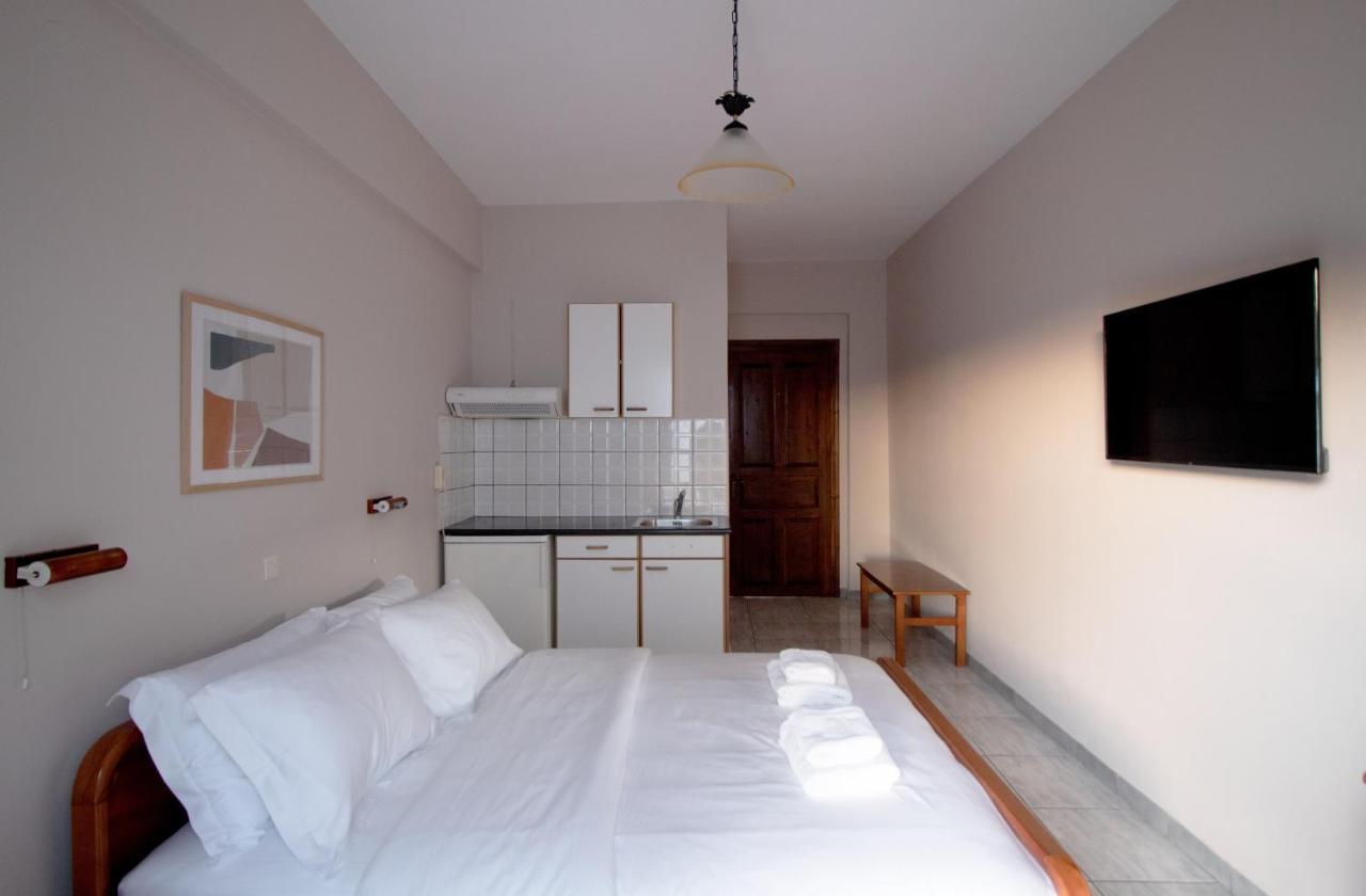 Pomelo Rooms Parga Buitenkant foto